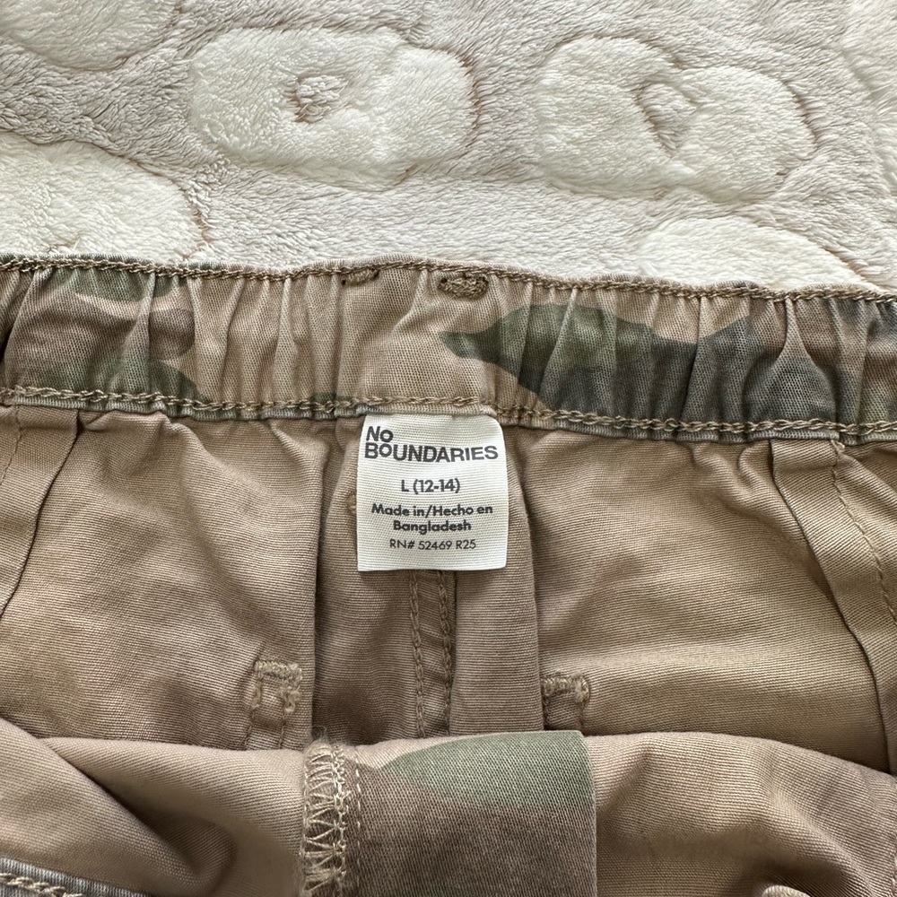 no boundaries camo cargo pants - Picture 3 of 3